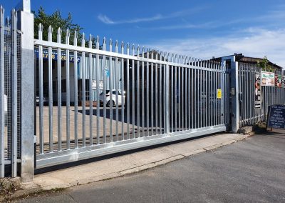 commercial gates vin rochdale manchester