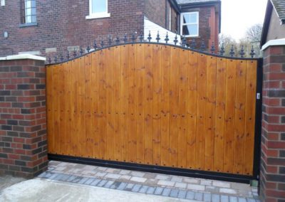Cantilever Wooden Sliding Gate
