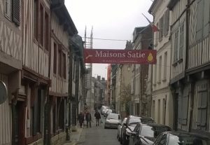 Travelogue, Northern France. History, Norman Conquest, Britains relationship with Medieval Normandy.