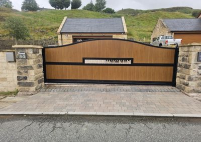 Aluminium gate in Littleborough